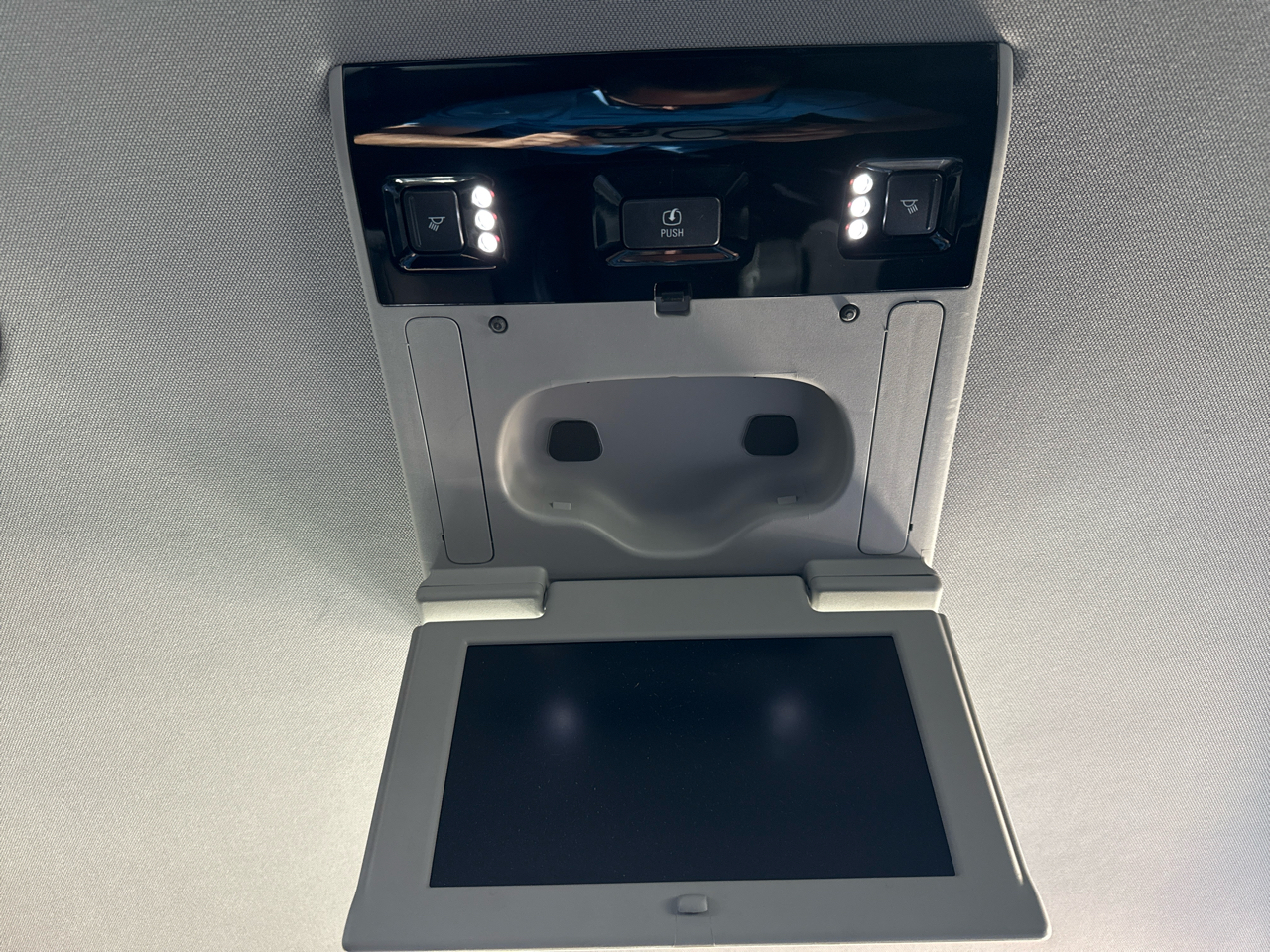 GMC Yukon XL 2WD 4dr Denali 2015