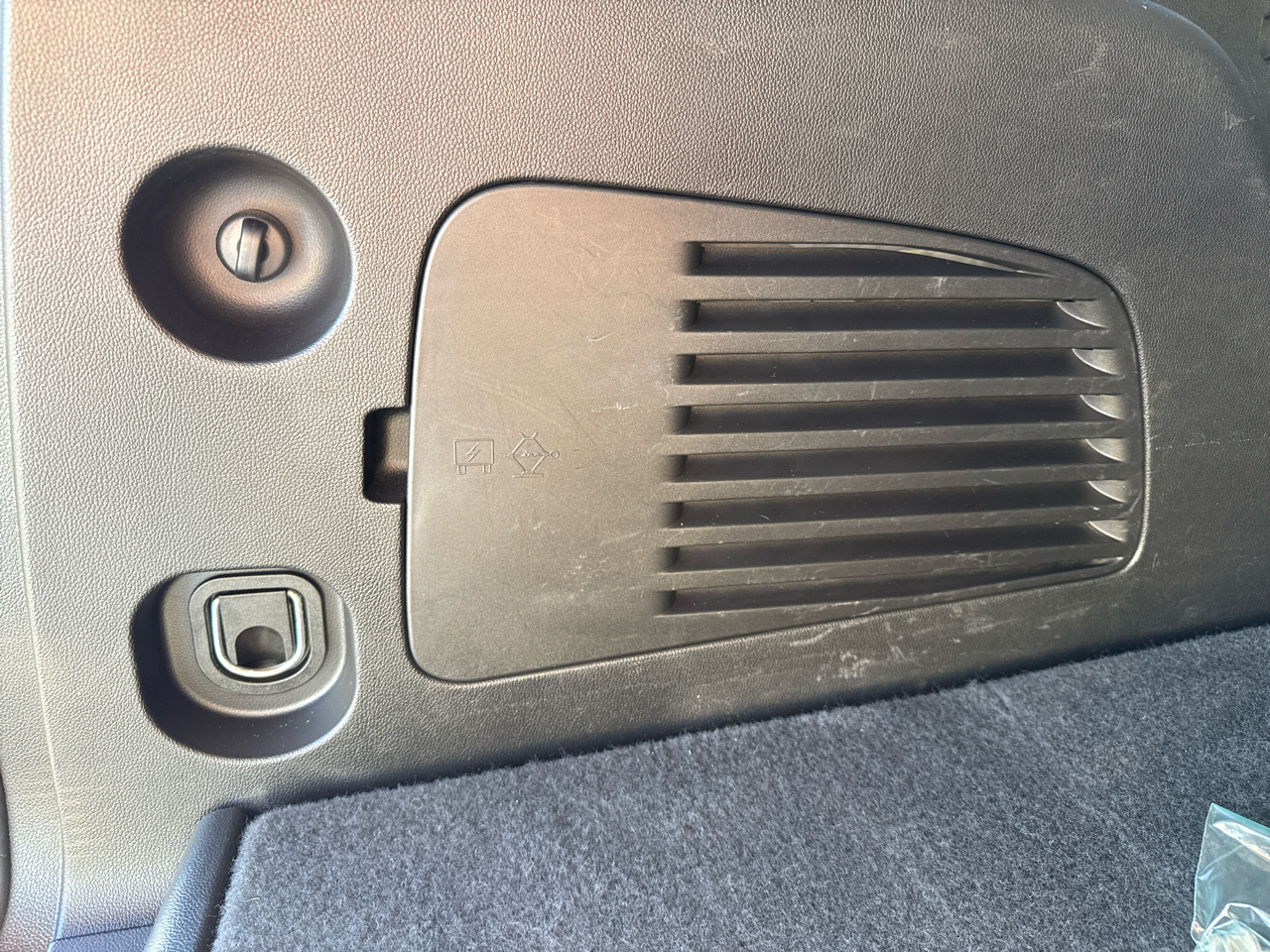 GMC Yukon XL 2WD 4dr Denali 2015