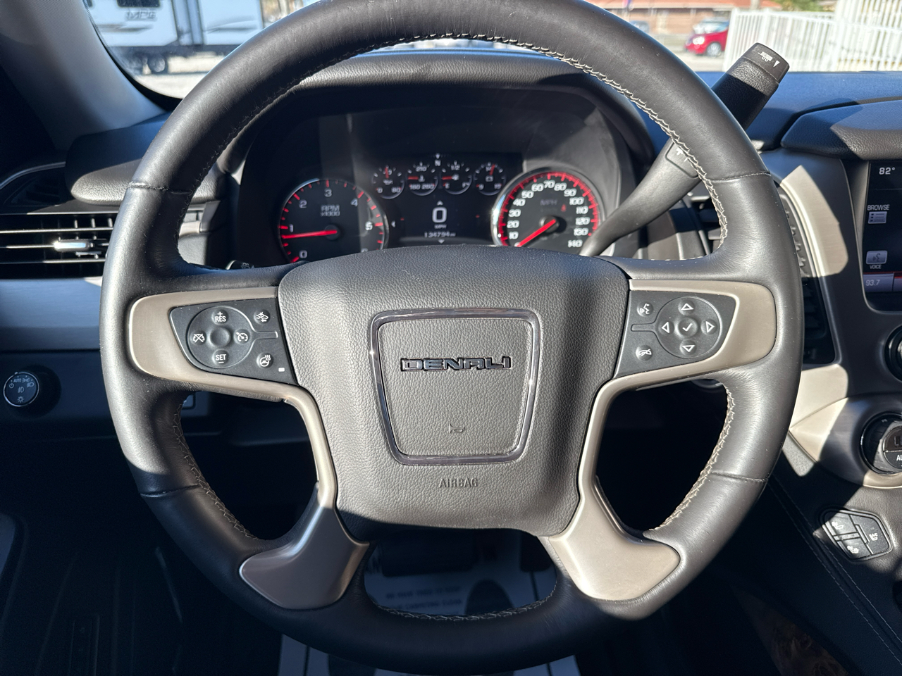 GMC Yukon XL 2WD 4dr Denali 2015