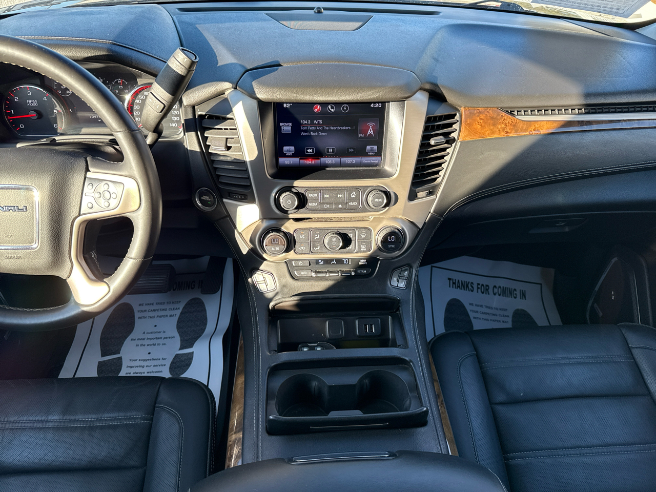 GMC Yukon XL 2WD 4dr Denali 2015