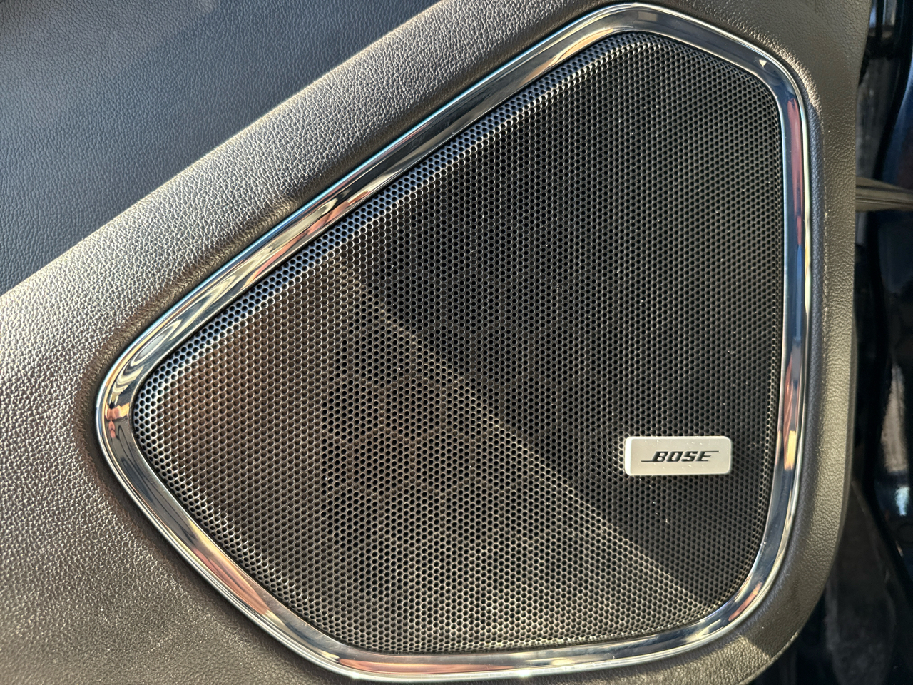 GMC Yukon XL 2WD 4dr Denali 2015