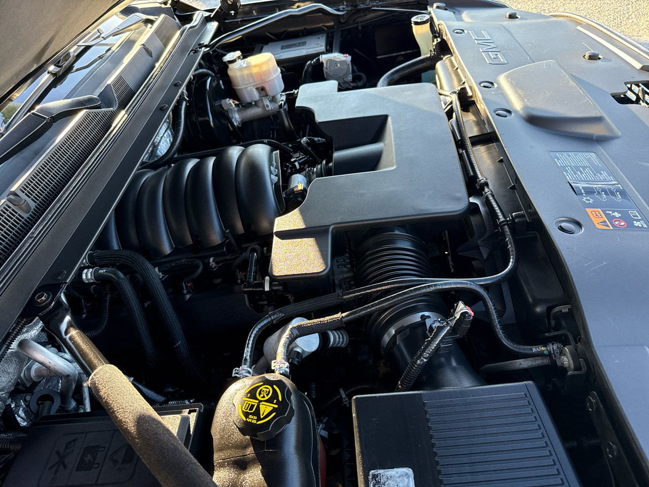 GMC Yukon XL 2WD 4dr Denali 2015