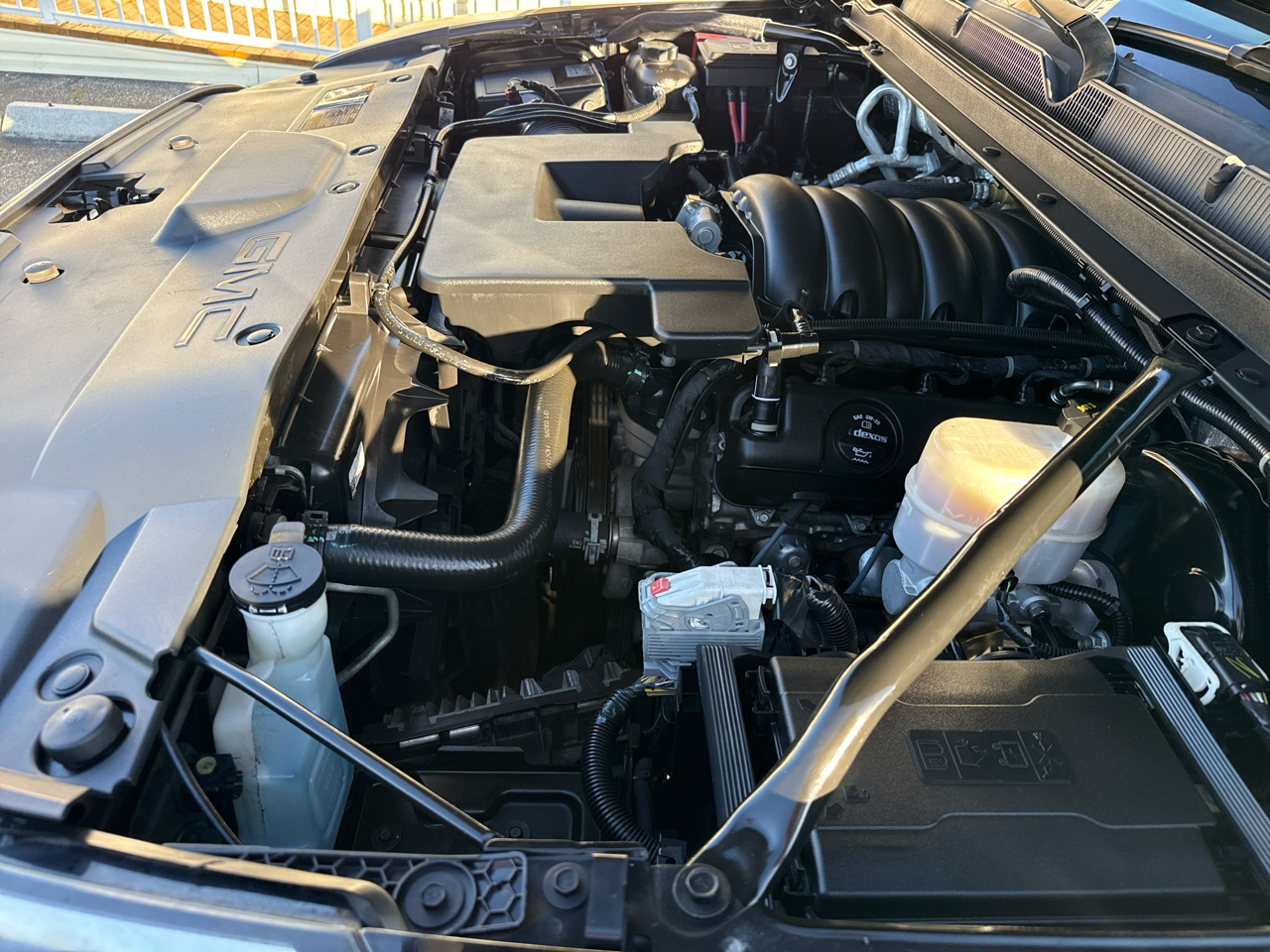 GMC Yukon XL 2WD 4dr Denali 2015