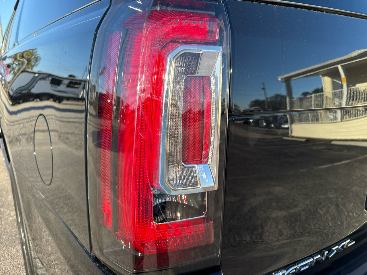 GMC Yukon XL 2WD 4dr Denali 2015