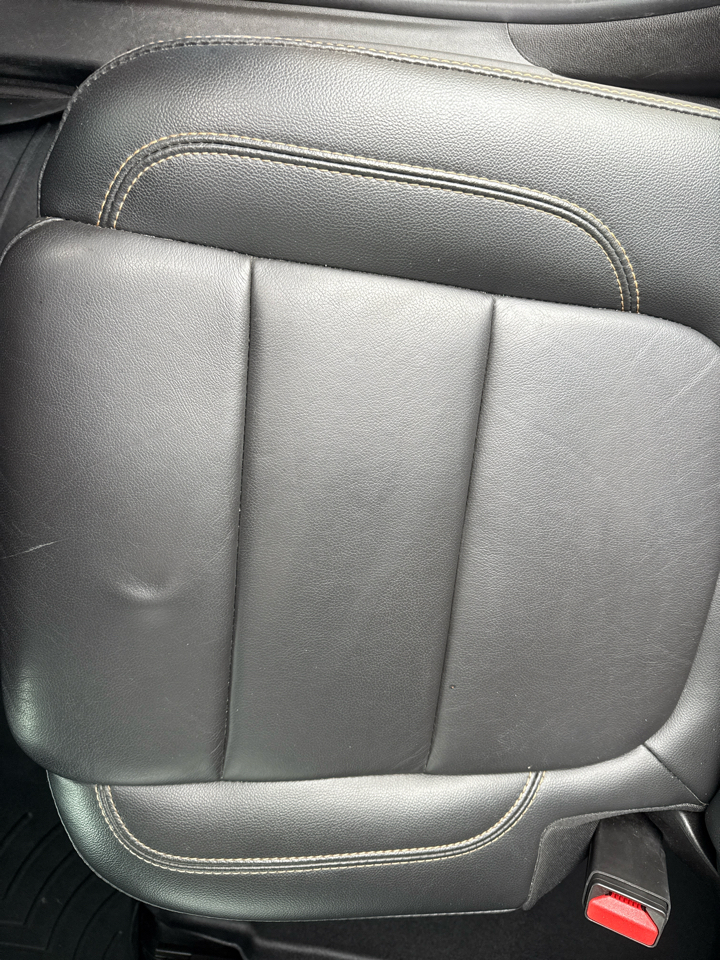 Chevrolet Traverse FWD 4dr LT Leather w/3LT 2019