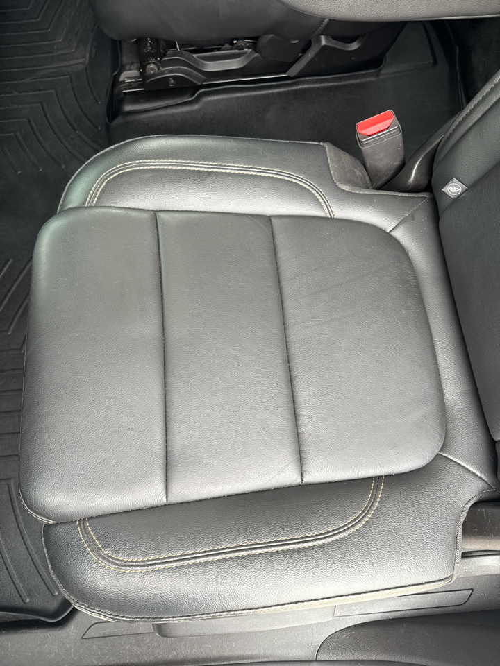 Chevrolet Traverse FWD 4dr LT Leather w/3LT 2019