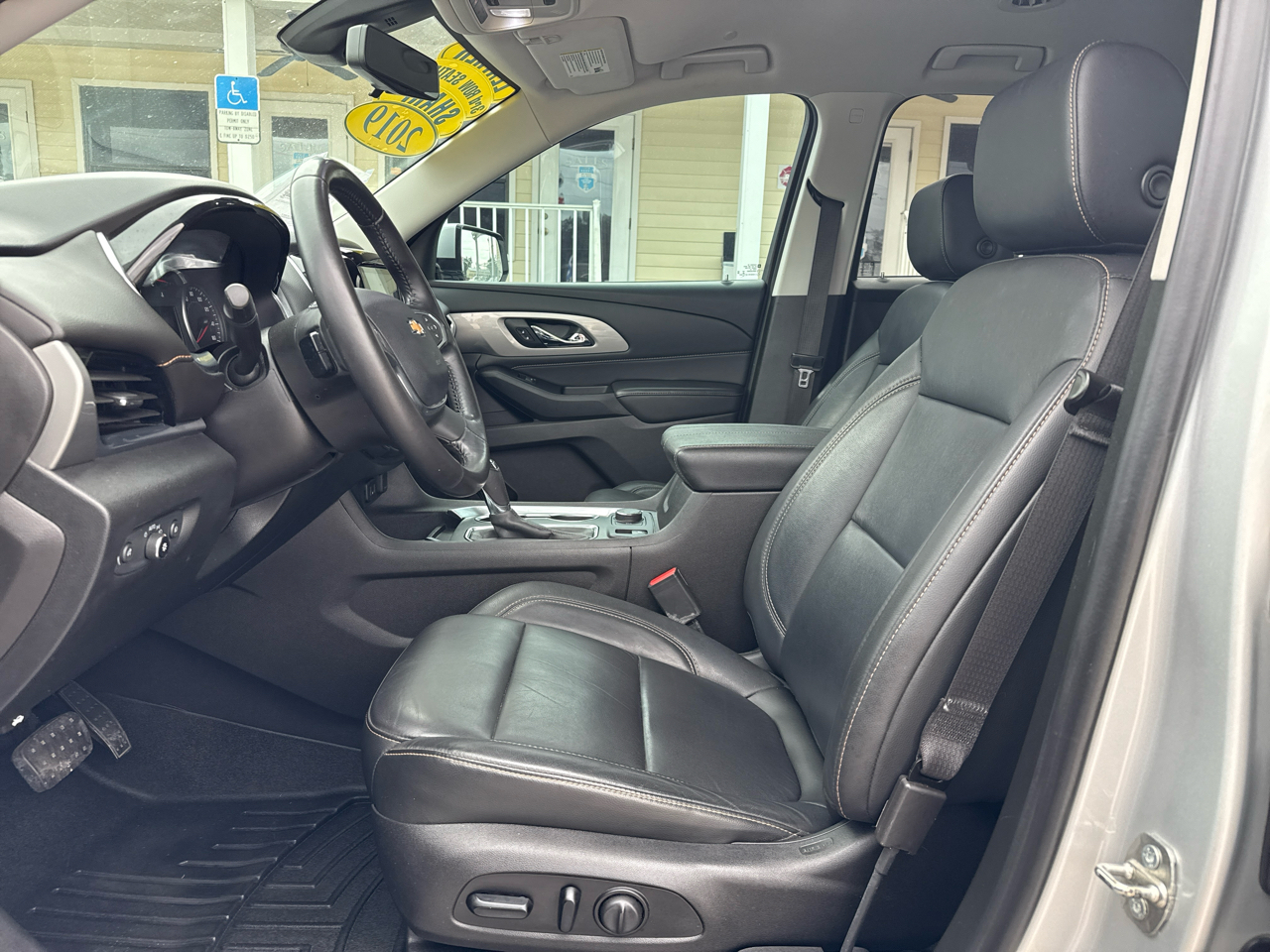 Chevrolet Traverse FWD 4dr LT Leather w/3LT 2019