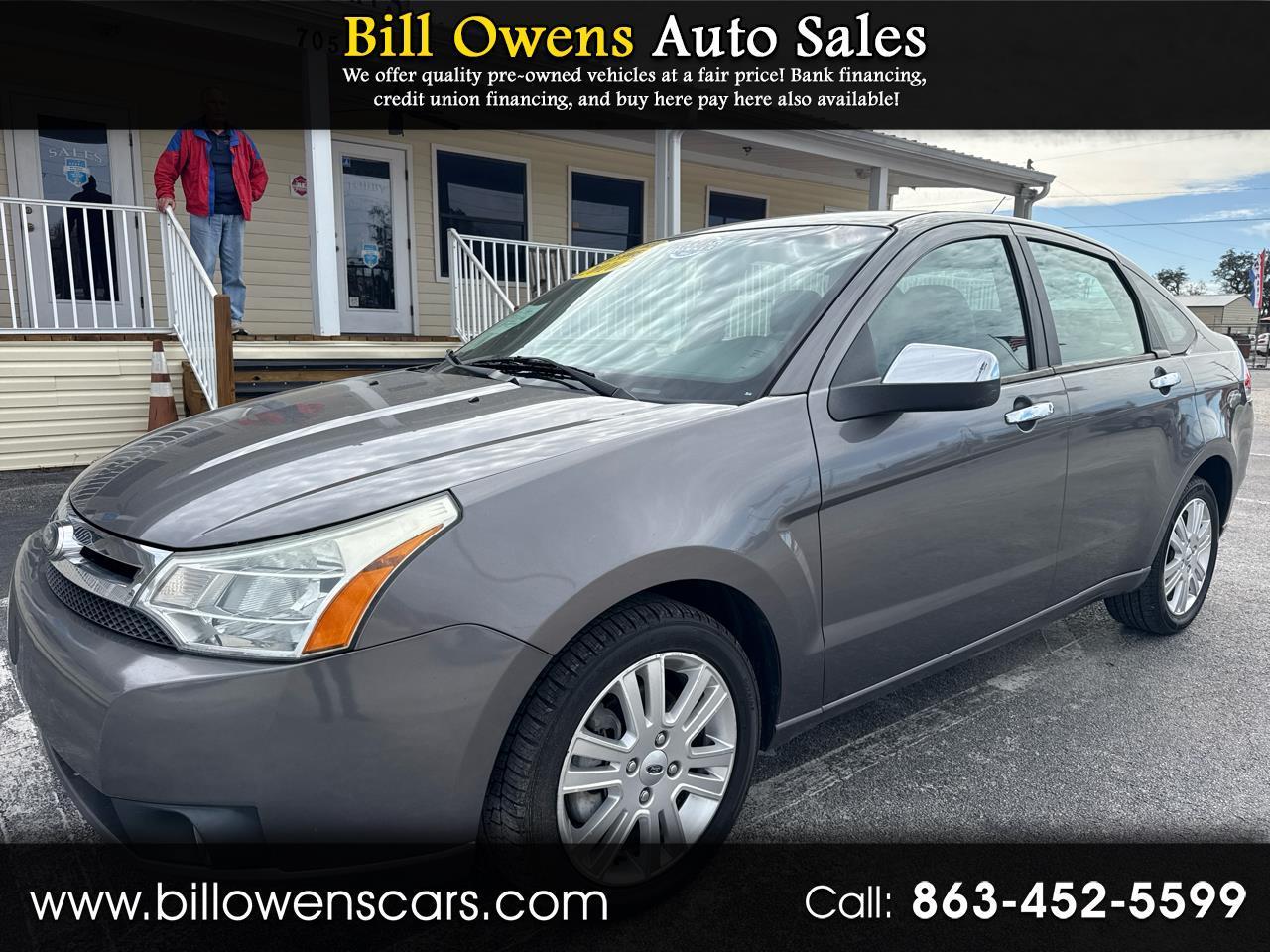 Ford Focus 4dr Sdn SEL 2010