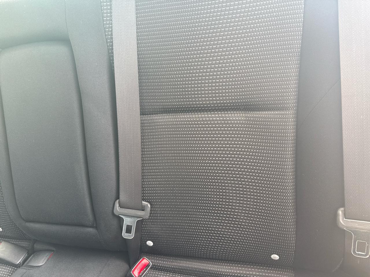 Mazda MAZDA3 4dr Sdn Auto i Touring 2012