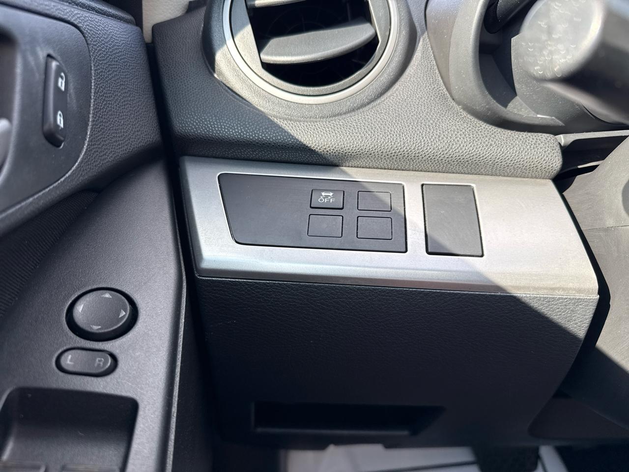 Mazda MAZDA3 4dr Sdn Auto i Touring 2012