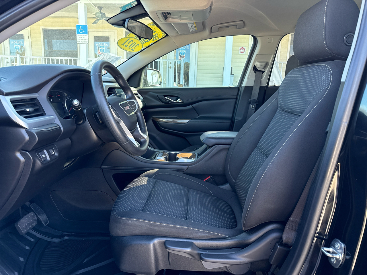 GMC Acadia FWD 4dr SLE 2021