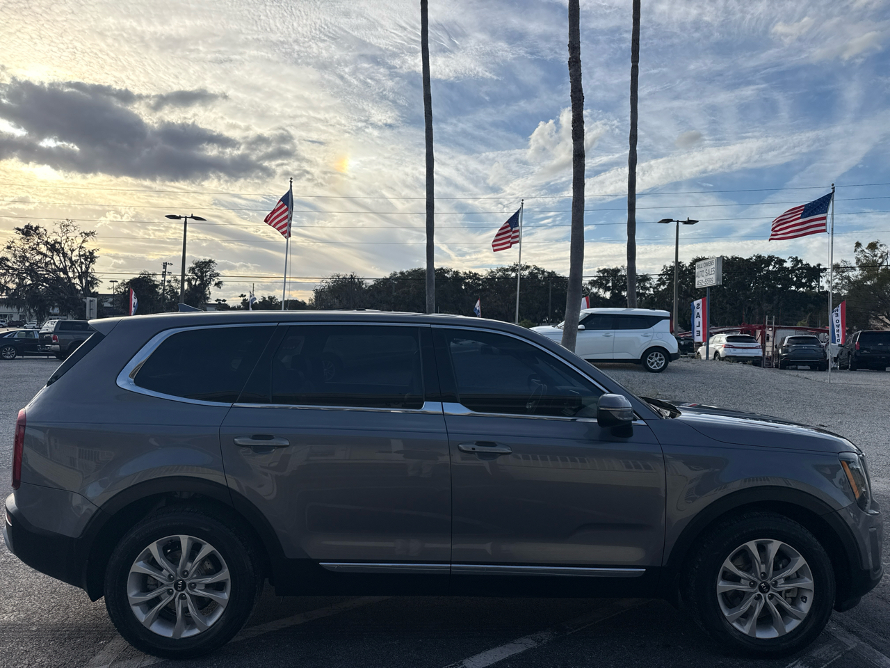 Kia Telluride LX FWD 2021