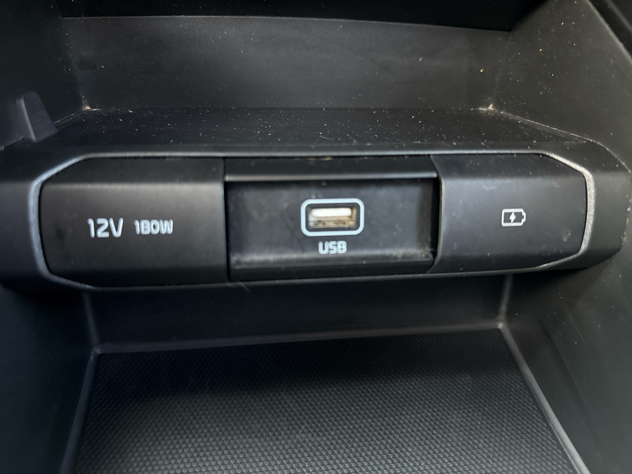 Kia Telluride LX FWD 2021