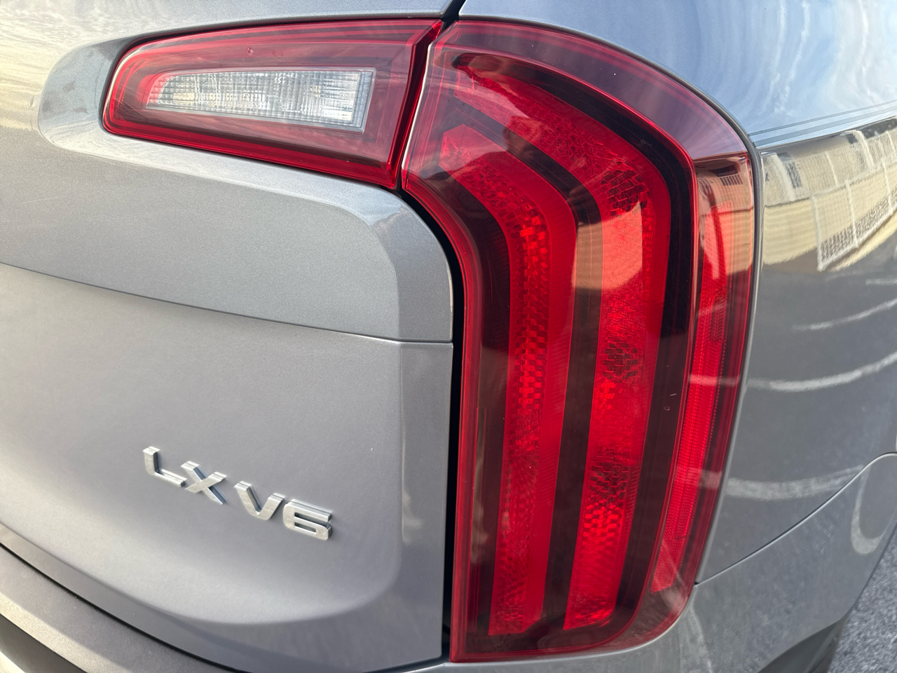 Kia Telluride LX FWD 2021