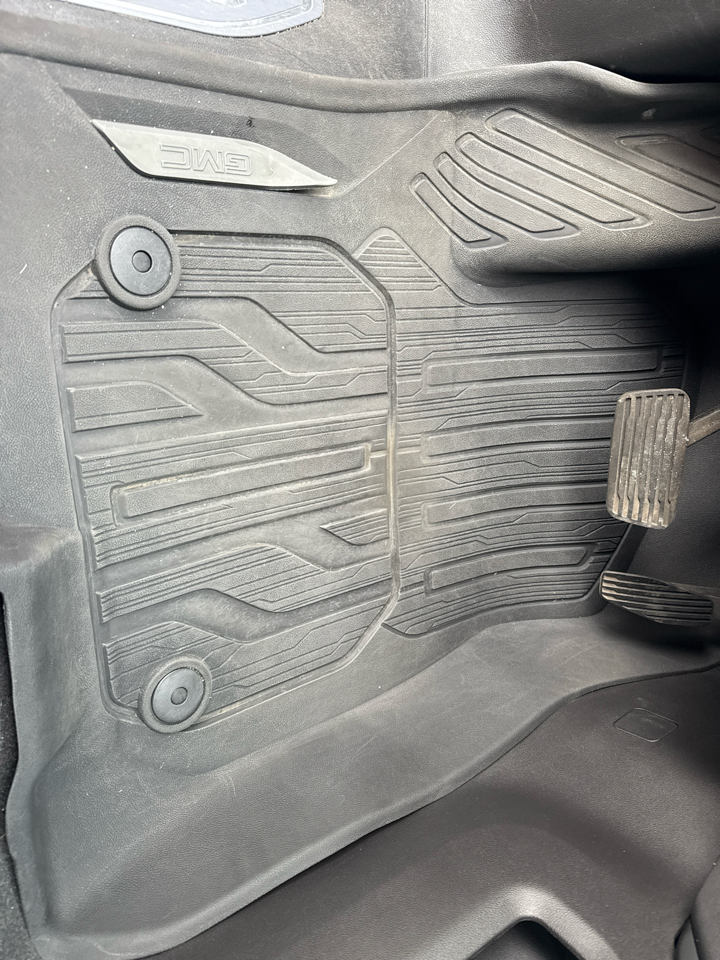 GMC Sierra 1500 Limited 4WD Crew Cab 147" Elevation w/3SB 2022