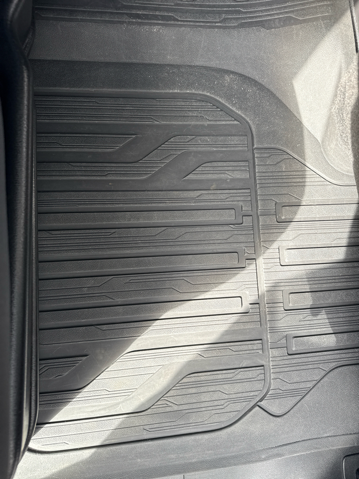 GMC Sierra 1500 Limited 4WD Crew Cab 147" Elevation w/3SB 2022