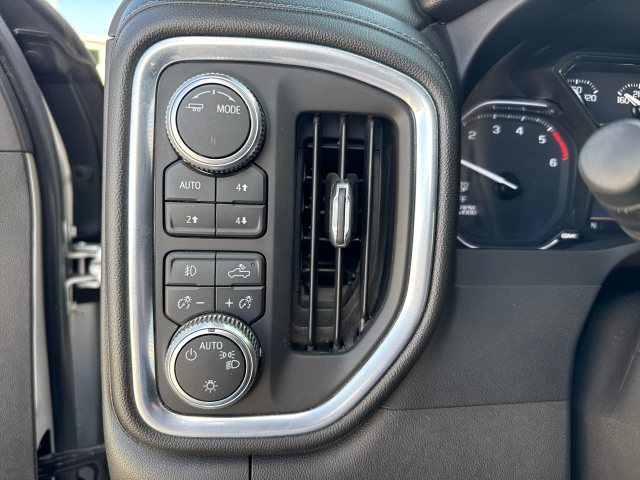 GMC Sierra 1500 Limited 4WD Crew Cab 147" Elevation w/3SB 2022