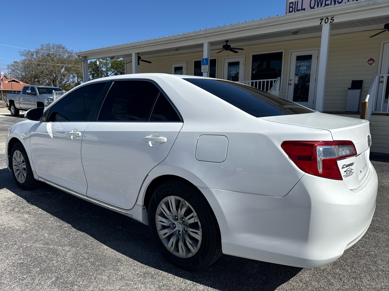 Toyota Camry 4dr Sdn I4 Auto L (Natl) 2013