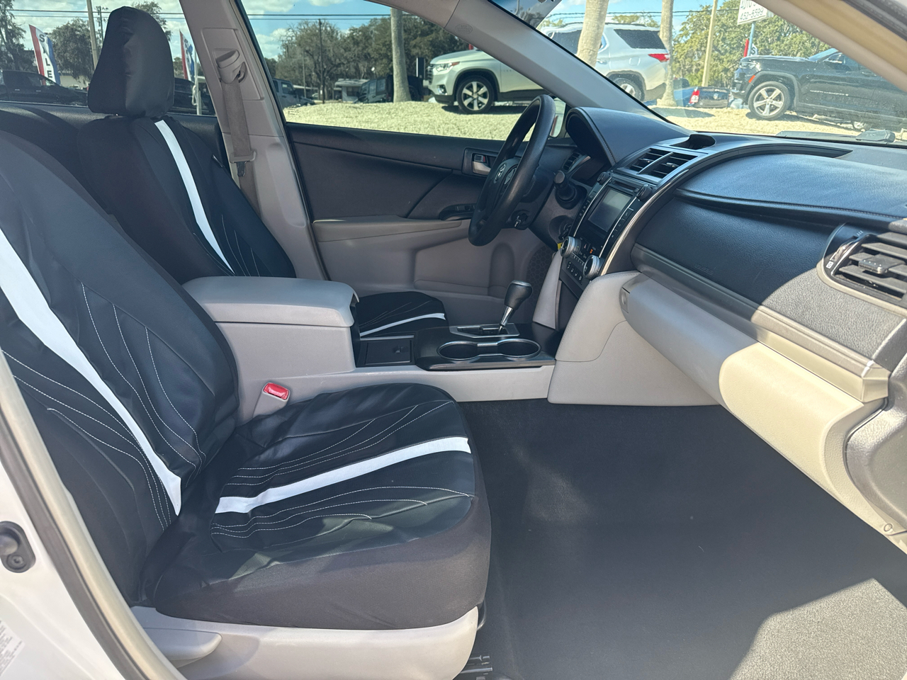 Toyota Camry 4dr Sdn I4 Auto L (Natl) 2013