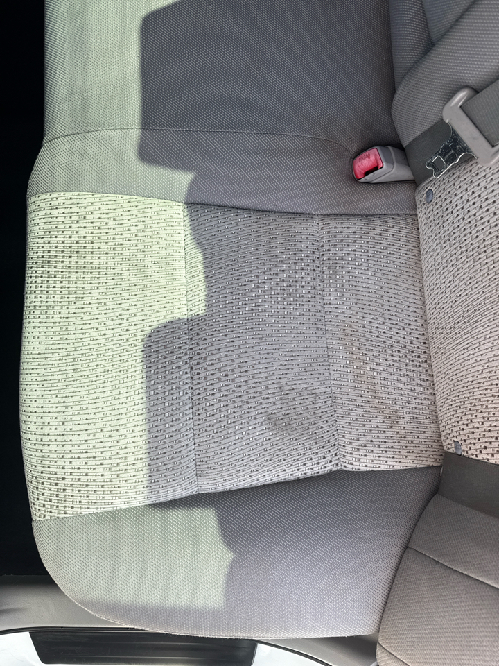 Toyota Camry 4dr Sdn I4 Auto L (Natl) 2013