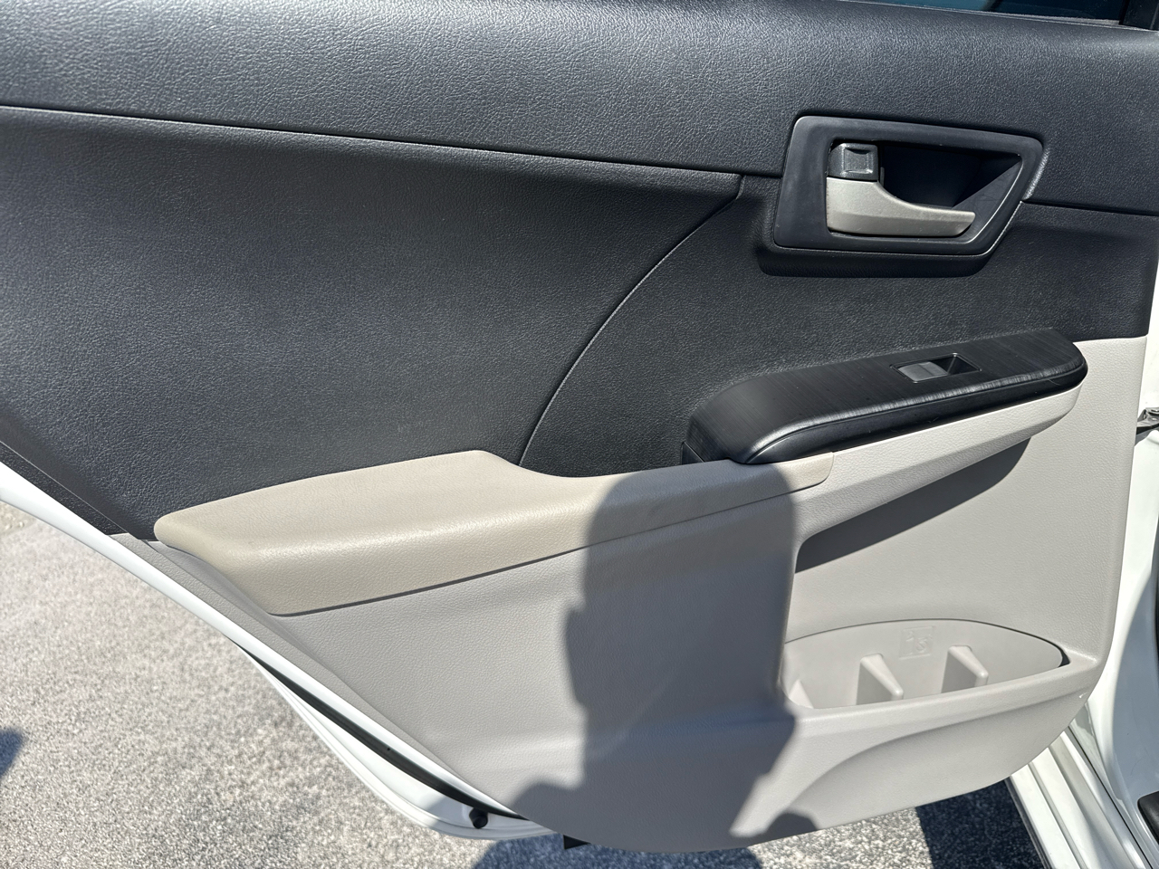 Toyota Camry 4dr Sdn I4 Auto L (Natl) 2013