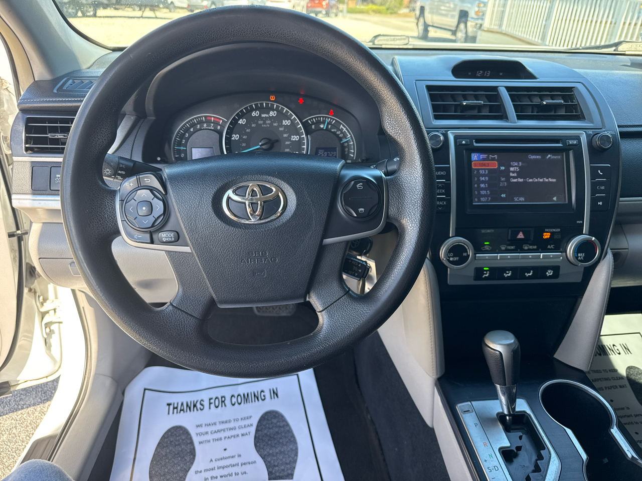 Toyota Camry 4dr Sdn I4 Auto L (Natl) 2013