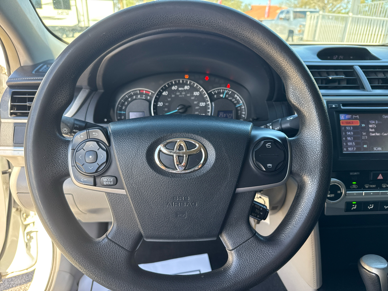 Toyota Camry 4dr Sdn I4 Auto L (Natl) 2013