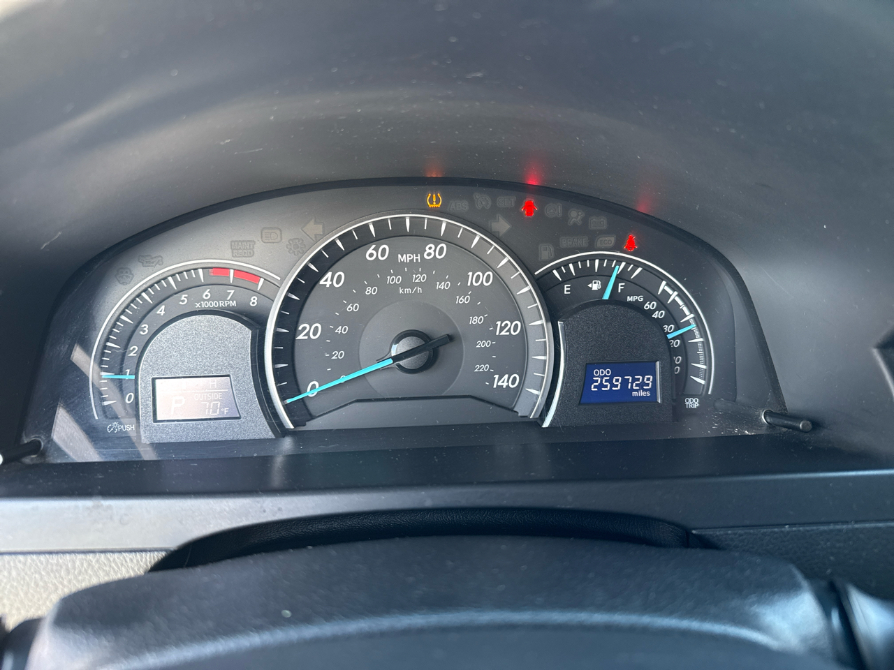 Toyota Camry 4dr Sdn I4 Auto L (Natl) 2013