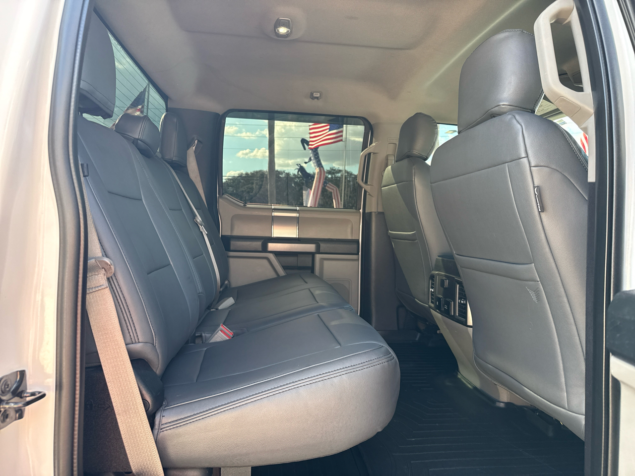 Ford Super Duty F-250 SRW King Ranch 4WD Crew Cab 8' Box 2018