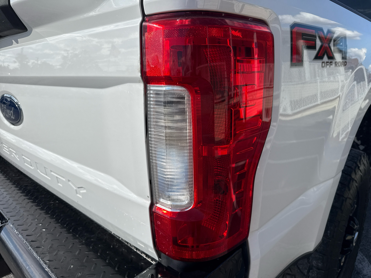 Ford Super Duty F-250 SRW King Ranch 4WD Crew Cab 8' Box 2018