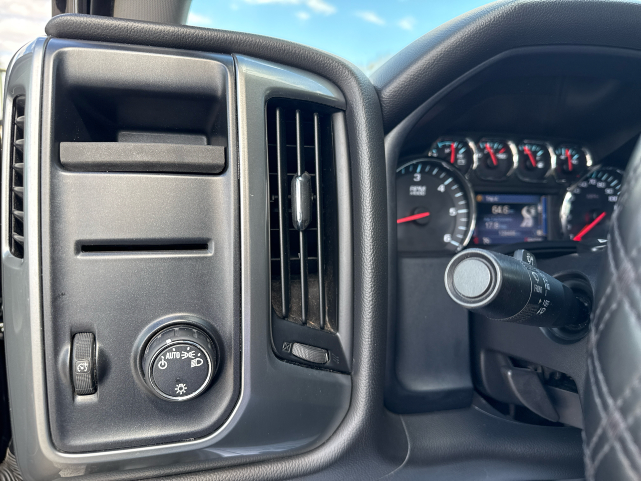 Chevrolet Silverado 1500 2WD Crew Cab 143.5" LT w/1LT 2014