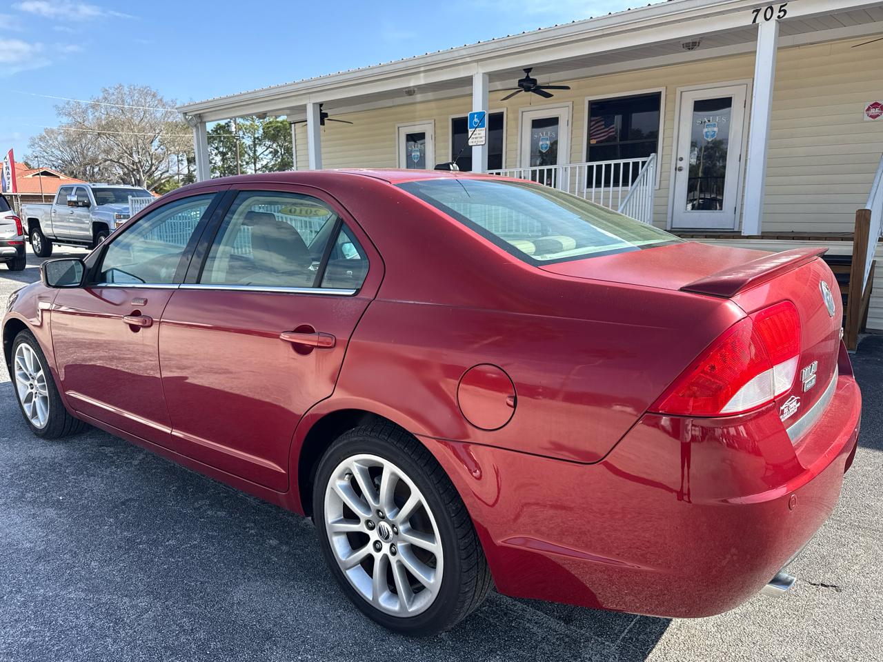 Mercury Milan 4dr Sdn Premier FWD 2010