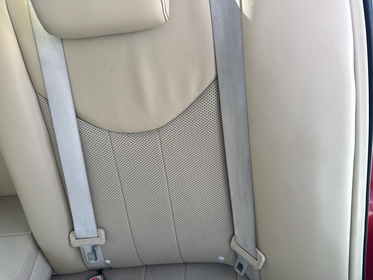 Mercury Milan 4dr Sdn Premier FWD 2010