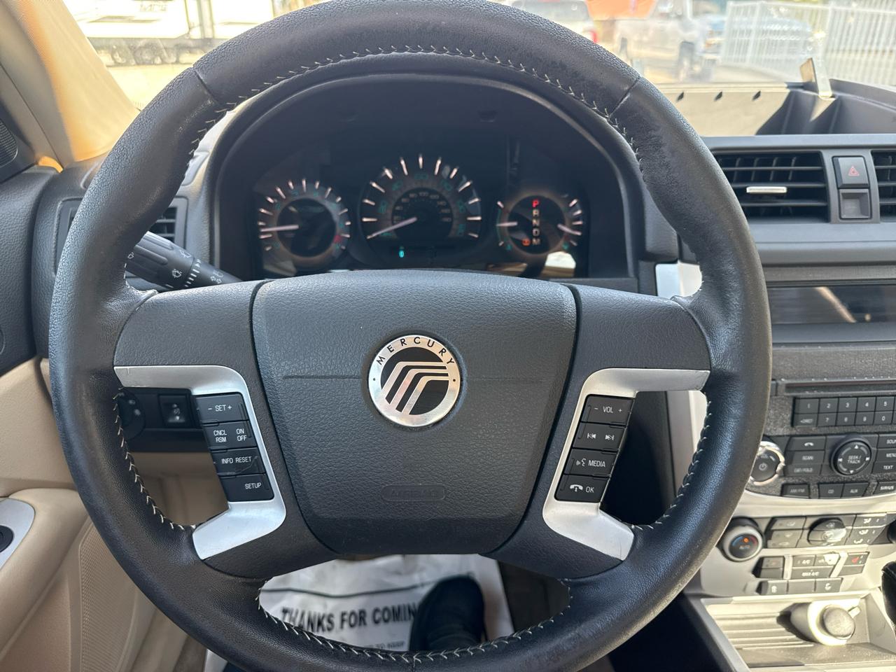 Mercury Milan 4dr Sdn Premier FWD 2010