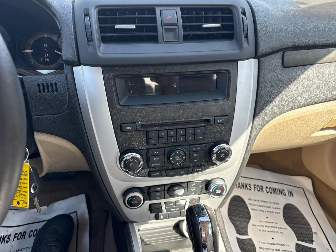 Mercury Milan 4dr Sdn Premier FWD 2010