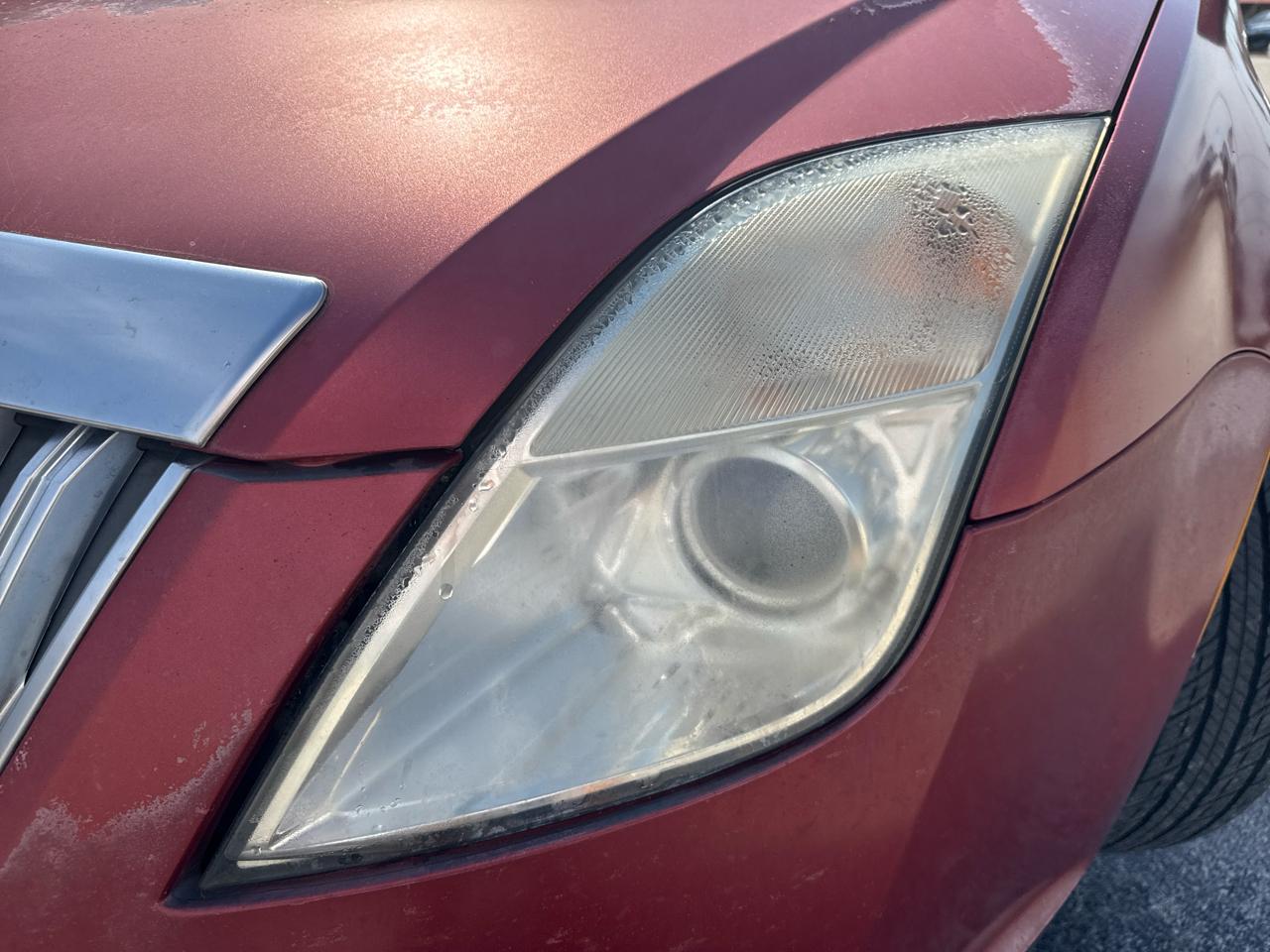 Mercury Milan 4dr Sdn Premier FWD 2010