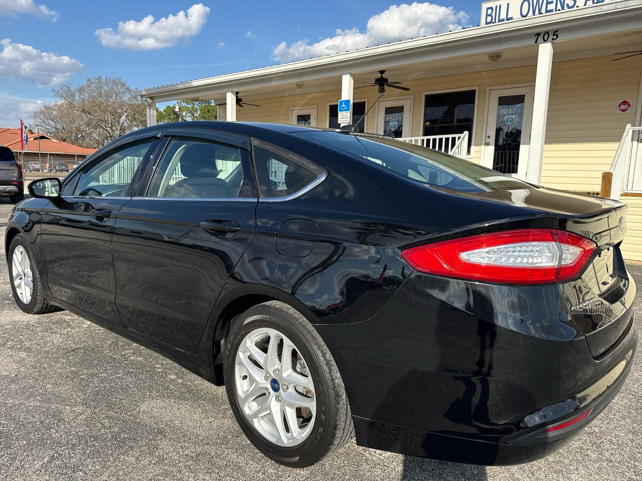 Ford Fusion 4dr Sdn SE FWD 2016