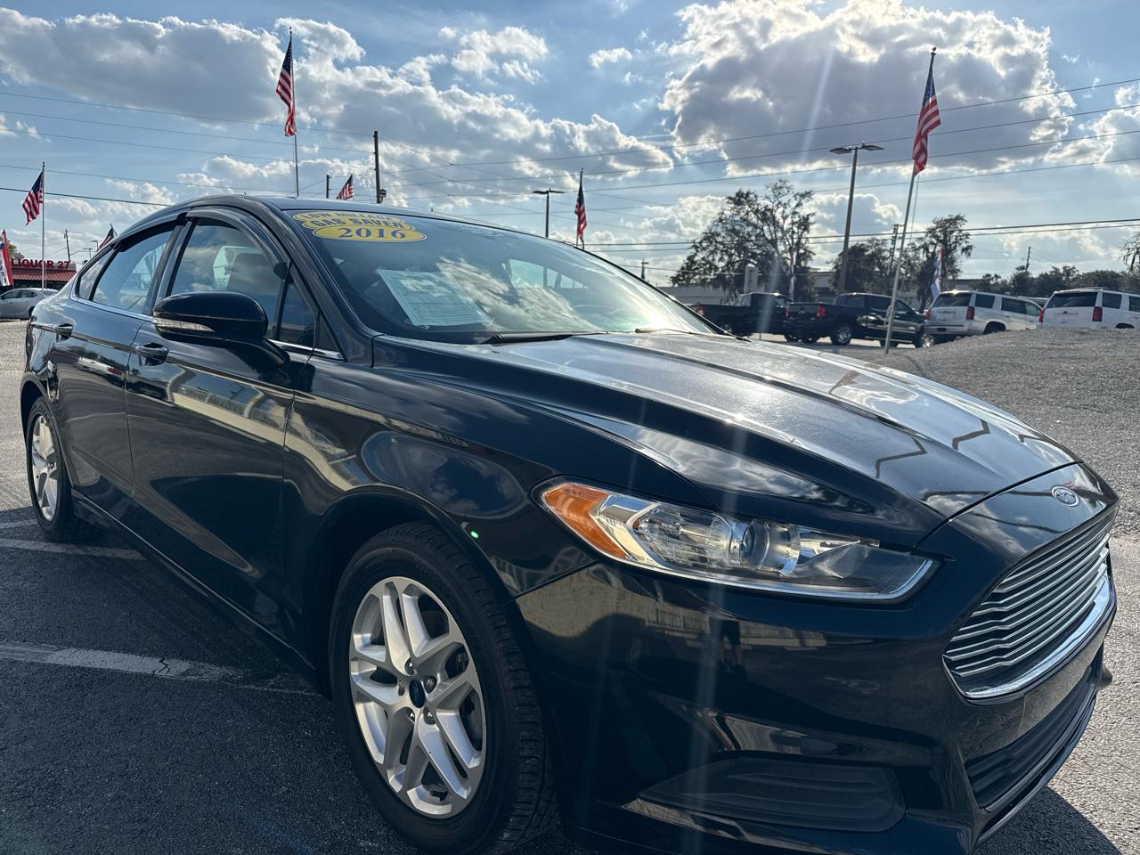 Ford Fusion 4dr Sdn SE FWD 2016