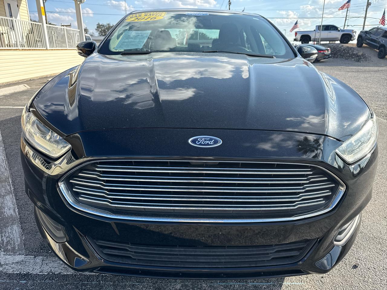 Ford Fusion 4dr Sdn SE FWD 2016