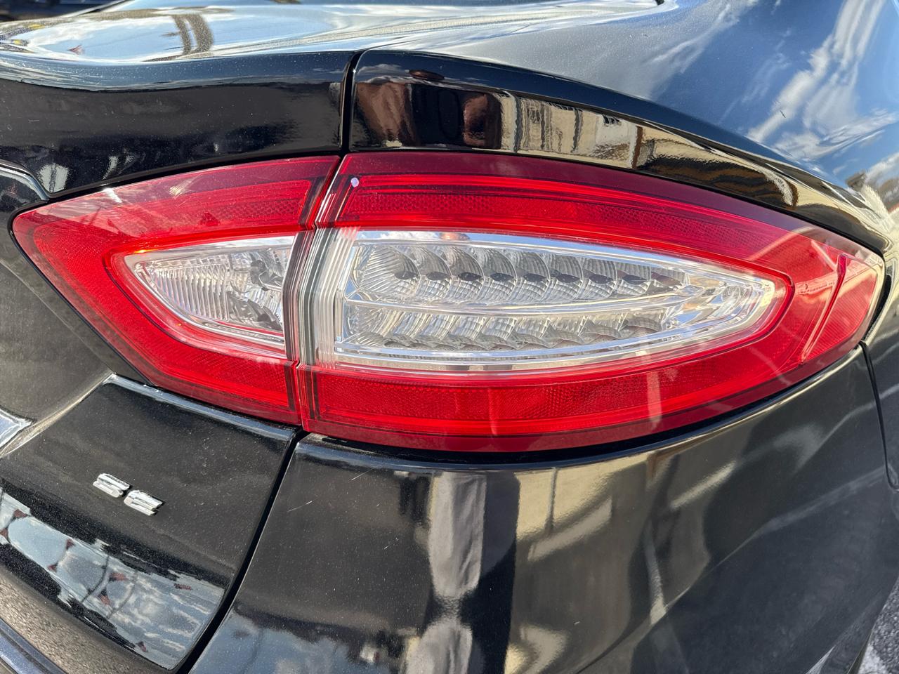 Ford Fusion 4dr Sdn SE FWD 2016