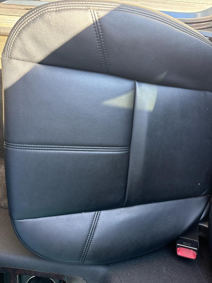 GMC Yukon Denali AWD 4dr 2008