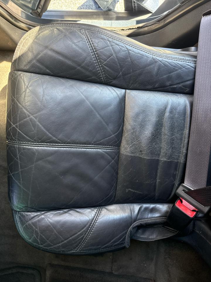 GMC Yukon Denali AWD 4dr 2008