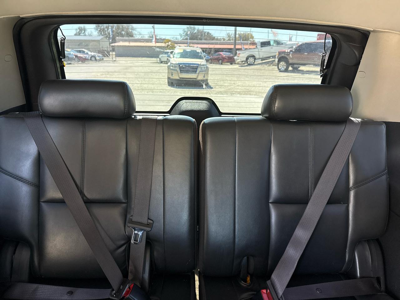 GMC Yukon Denali AWD 4dr 2008