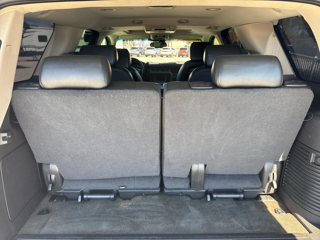 GMC Yukon Denali AWD 4dr 2008