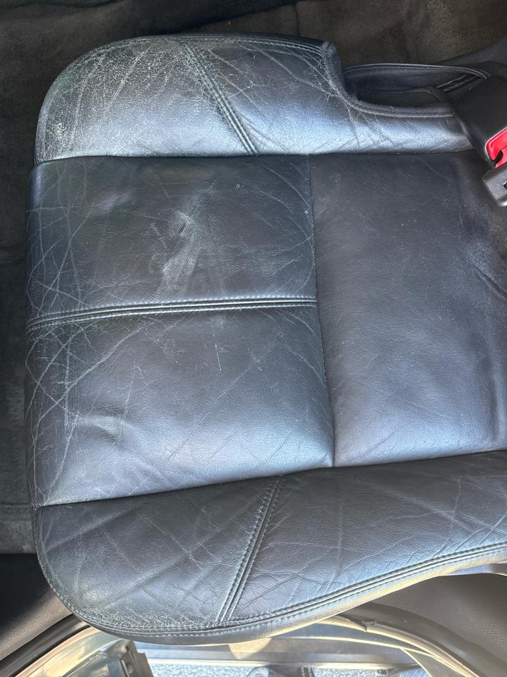 GMC Yukon Denali AWD 4dr 2008