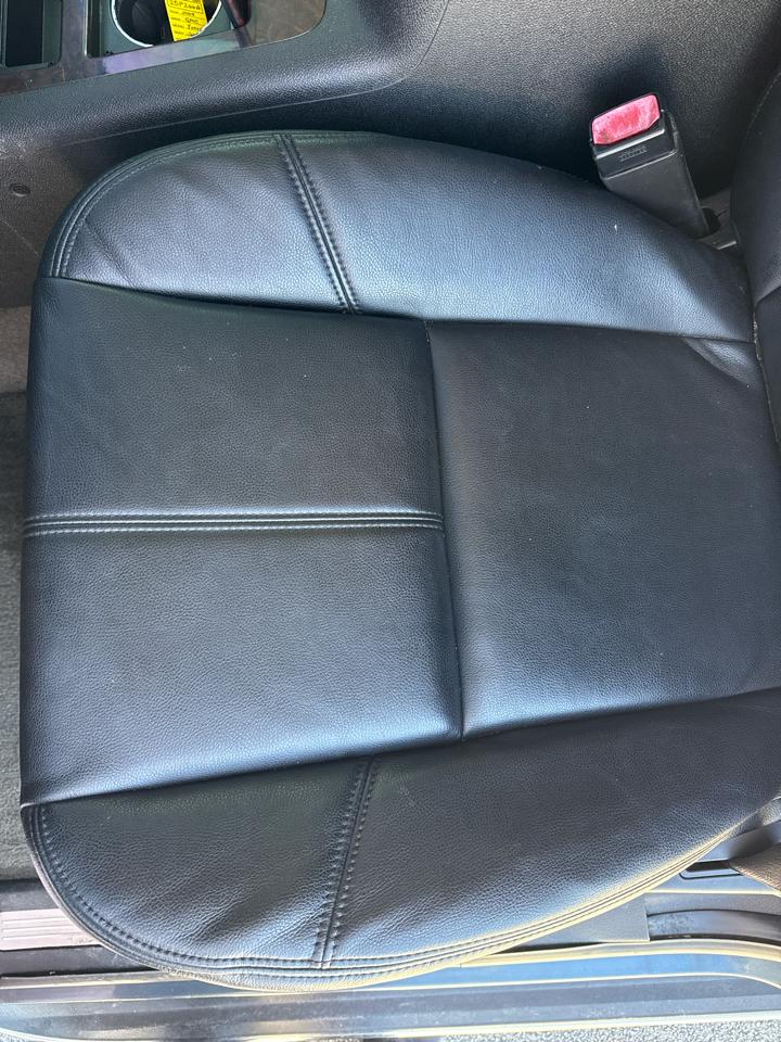 GMC Yukon Denali AWD 4dr 2008