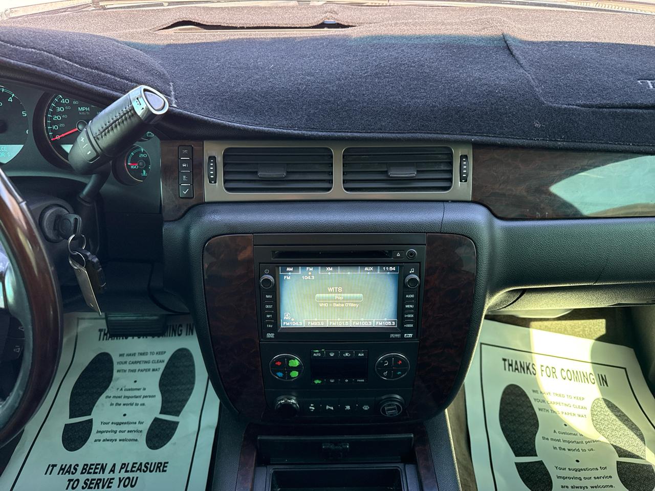 GMC Yukon Denali AWD 4dr 2008