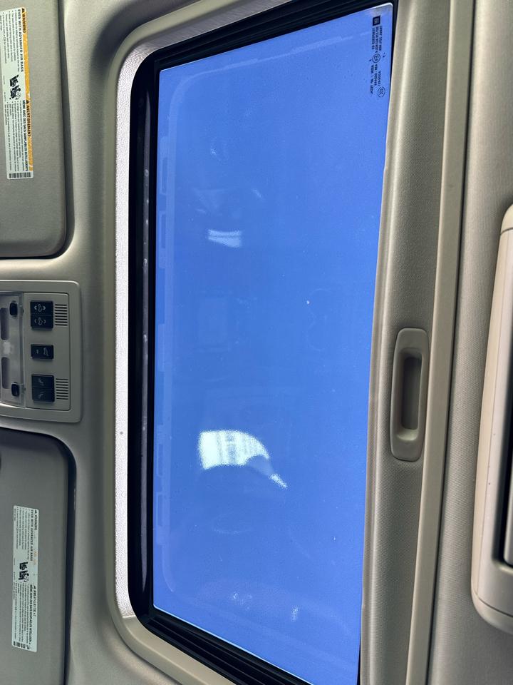 GMC Yukon Denali AWD 4dr 2008