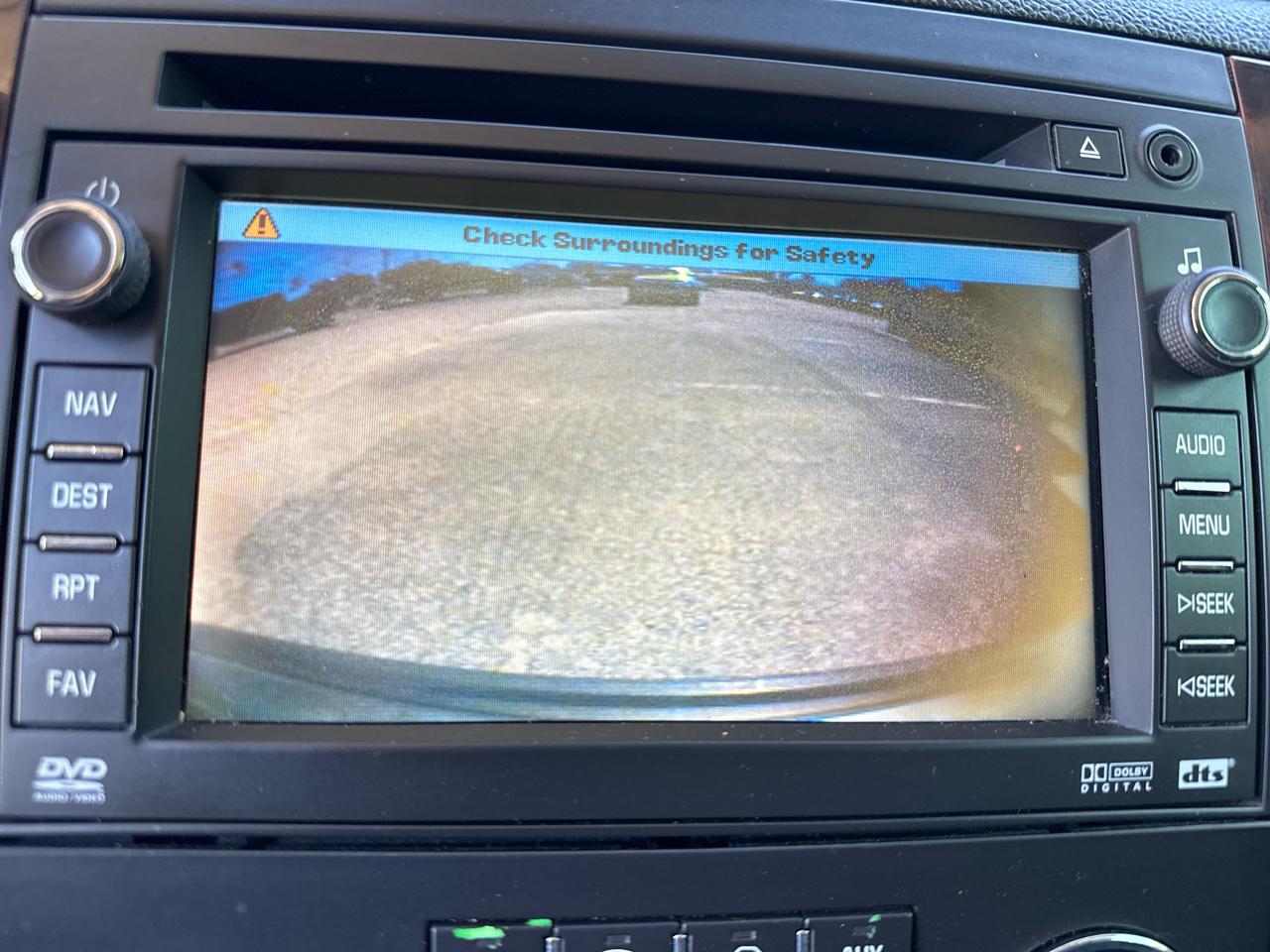 GMC Yukon Denali AWD 4dr 2008