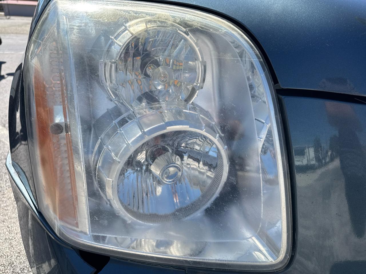 GMC Yukon Denali AWD 4dr 2008